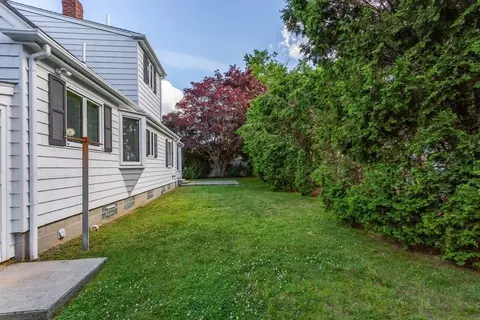 Exterior - 123 James St, Acushnet, MA 02743 photo 6 of 8