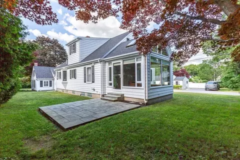Exterior - 123 James St, Acushnet, MA 02743 photo 7 of 8