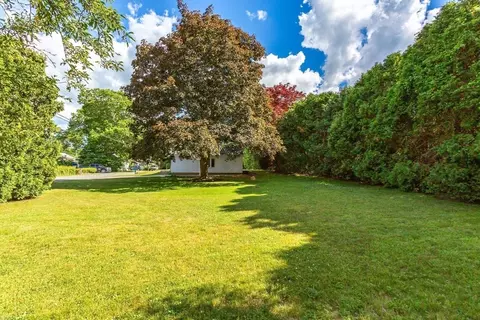 Exterior - 123 James St, Acushnet, MA 02743 photo 4 of 8