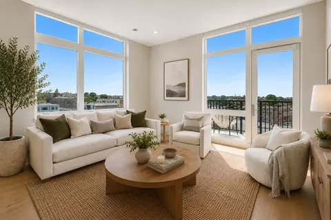 420 W Broadway #PH604, Boston, MA 02127