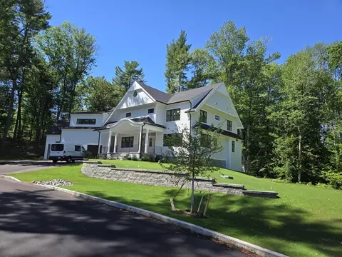 10 Union Ln, Canton, MA 02021