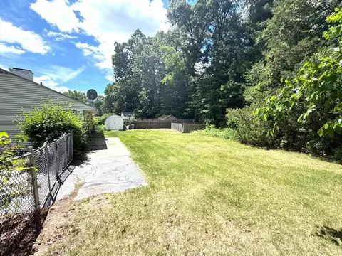 32 Crestmont, Springfield, MA 01108 photo 25