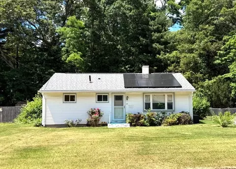 32 Crestmont, Springfield, MA 01108 photo 4