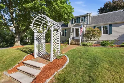 Exterior - 79 Orange St, Reading, MA 01867 photo 3 of 9