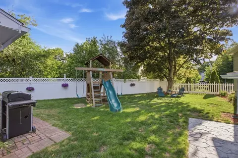 Exterior - 79 Orange St, Reading, MA 01867 photo 5 of 9