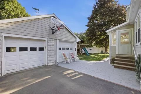 Exterior - 79 Orange St, Reading, MA 01867 photo 4 of 9