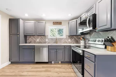 2 Park St #2B, Westborough, MA 01581