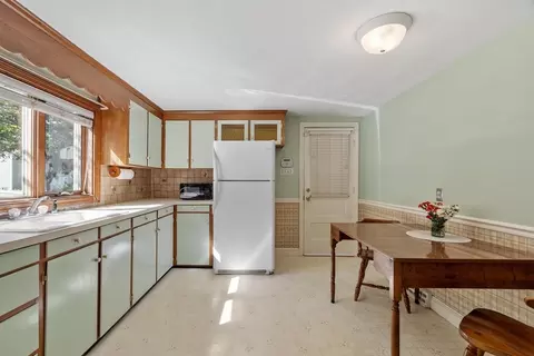 48 Chickering St, Lawrence, MA 01843 photo 7