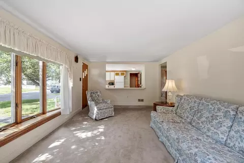48 Chickering St, Lawrence, MA 01843 photo 14