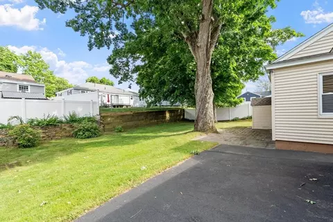 48 Chickering St, Lawrence, MA 01843 photo 33