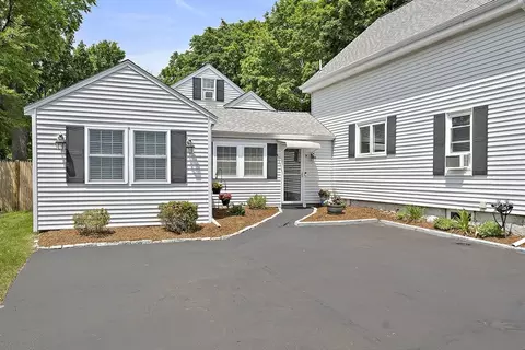 37 Davis St #2, Mansfield, MA 02048