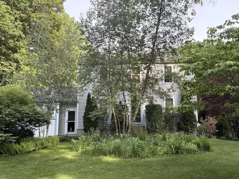 35 Houde St, Marlborough, MA 01752