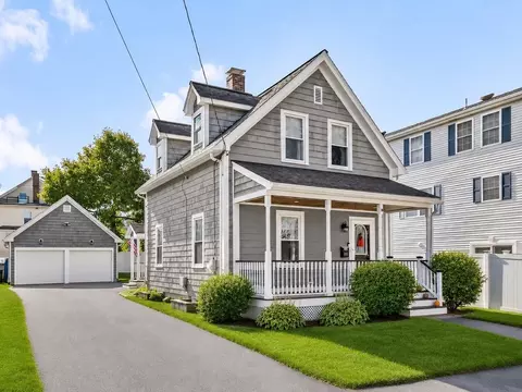 29 Ash St, Waltham, MA 02453