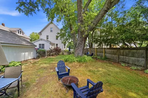 105 Pine St, West Springfield, MA 01089 photo 32
