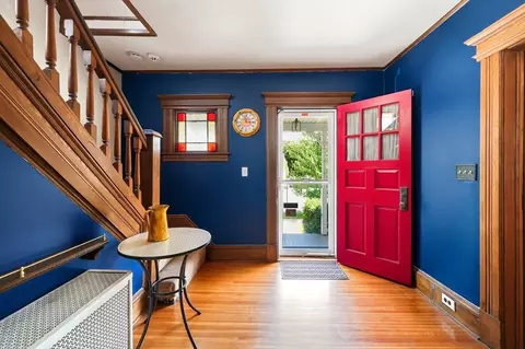 105 Pine St, West Springfield, MA 01089 photo 5
