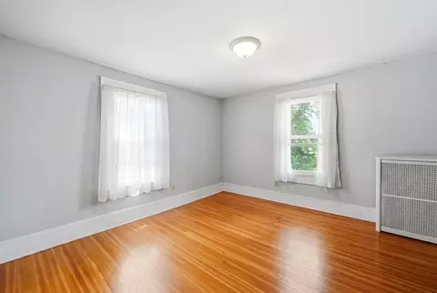 105 Pine St, West Springfield, MA 01089 photo 24