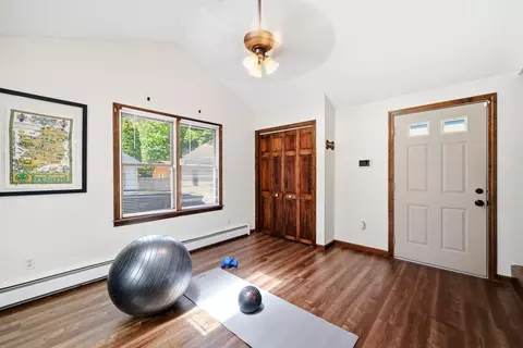 105 Pine St, West Springfield, MA 01089 photo 18
