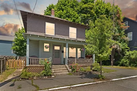 Exterior - 47 Wallis St, Beverly, MA 01915 photo 4 of 9