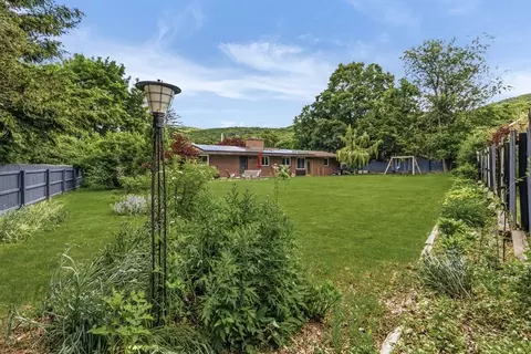 6 Valley Ln, Easthampton, MA 01027 photo 31