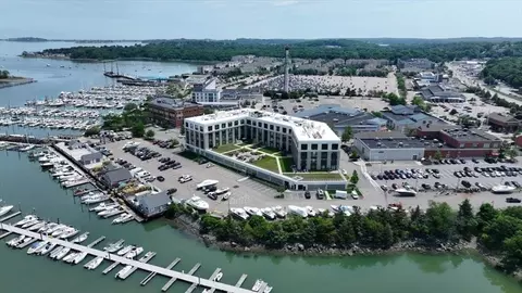 10 Shipyard Dr #314, Hingham, MA 02043