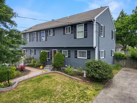 6 Vista Dr, Danvers, MA 01923