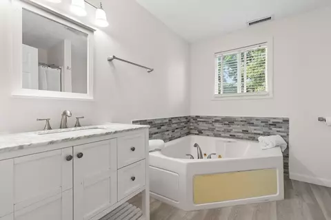 6 Vista Dr, Danvers, MA 01923 photo 16