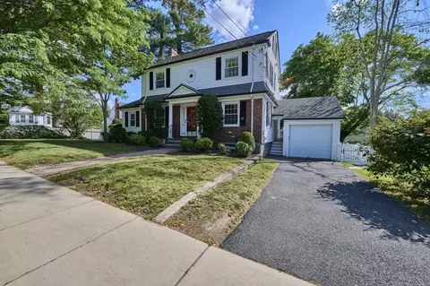 238 Lagrange St, West Roxbury, MA 02132