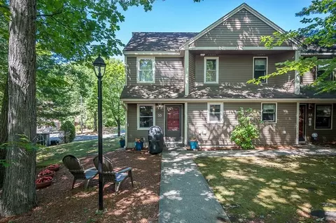 55 Mallard Dr #55, Fitchburg, MA 01420