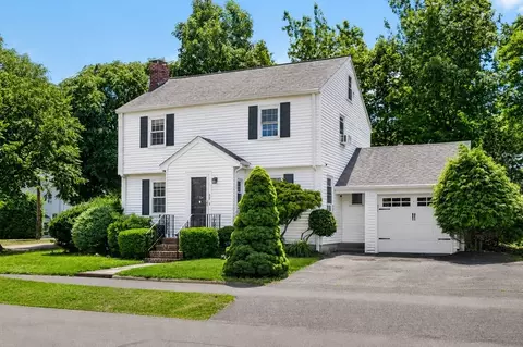 35 Craig St, Milton, MA 02186