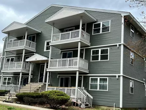 20 Abbey Rd #306, Leominster, MA 01453