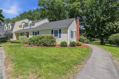 15 Meetinghouse Rd #15, Acton, MA 01720