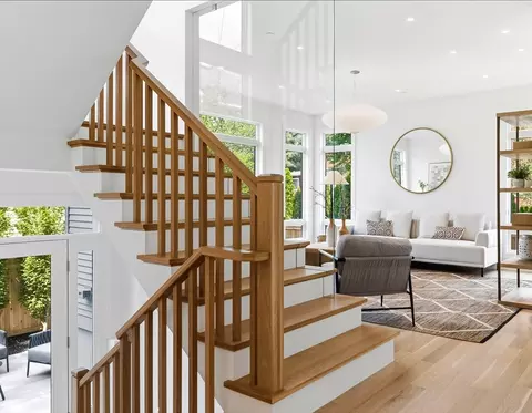 11 Hubbard Ave, Cambridge, MA 02140