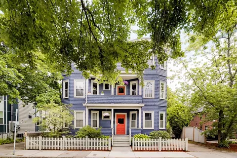 85 Clifton St #2, Cambridge, MA 02140
