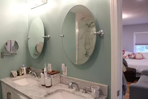 Bath - 307 Main St, Lancaster, MA 01523 photo 3 of 4