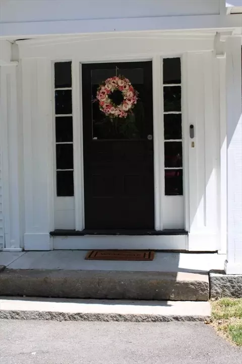 Exterior - 307 Main St, Lancaster, MA 01523 photo 2 of 3