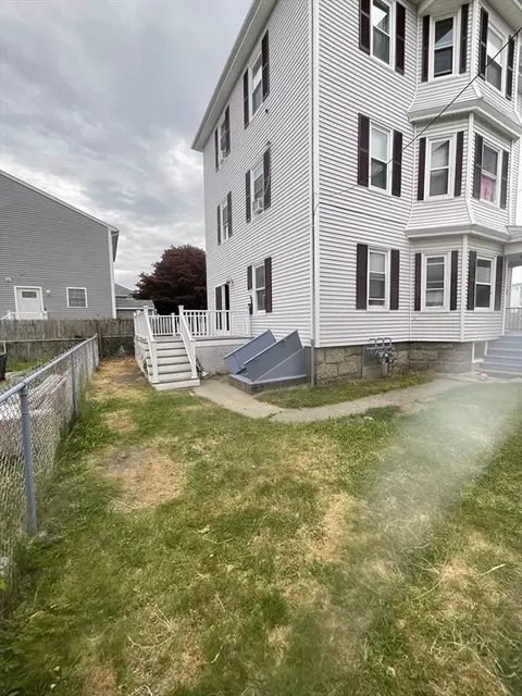 Exterior - 953 Globe St, Fall River, MA 02724 photo 4 of 8