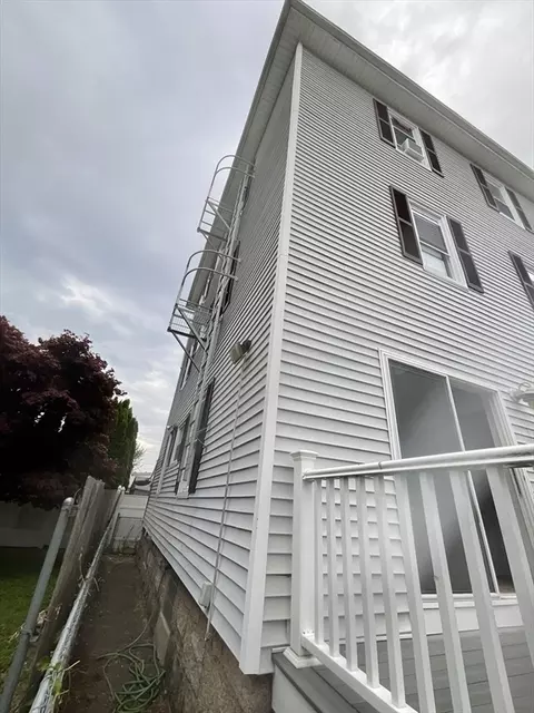 Exterior - 953 Globe St, Fall River, MA 02724 photo 7 of 8