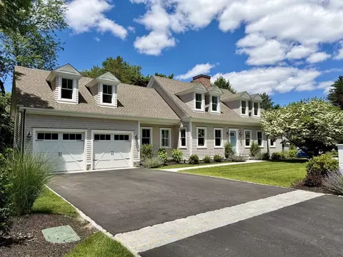 6 Revolutionary Rd, Lexington, MA 02421