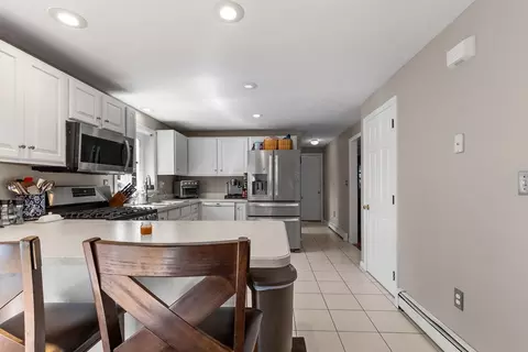 Kitchen - 30 Sheffield Pl, Mashpee, MA 02649 photo 3 of 3