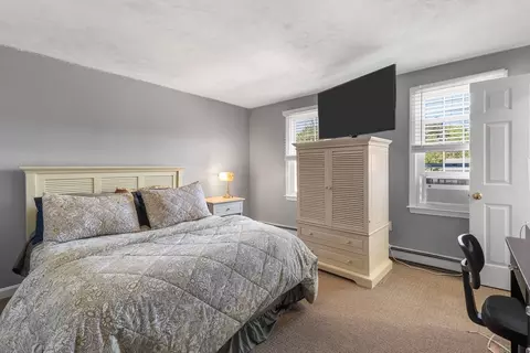 Bedroom - 30 Sheffield Pl, Mashpee, MA 02649 photo 4 of 6