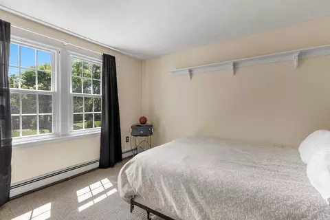 Bedroom - 30 Sheffield Pl, Mashpee, MA 02649 photo 6 of 6