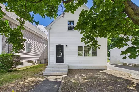 191 Bay St, Taunton, MA 02780