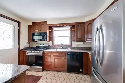 Kitchen - 57 Bither St, Springfield, MA 01118 photo 1 of 2