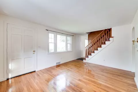 Living - 57 Bither St, Springfield, MA 01118 photo 8 of 8