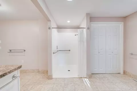 Bath - 57 Bither St, Springfield, MA 01118 photo 2 of 2