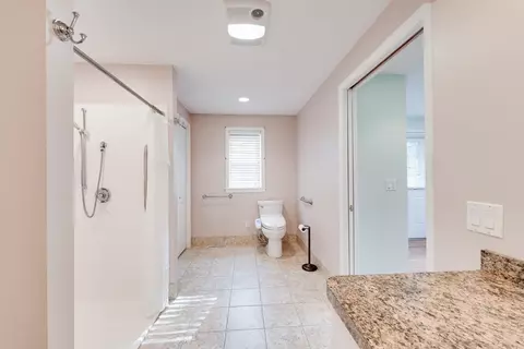 Entry Way - 57 Bither St, Springfield, MA 01118 photo 2 of 2