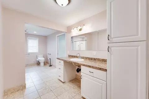 Bath - 57 Bither St, Springfield, MA 01118 photo 1 of 2