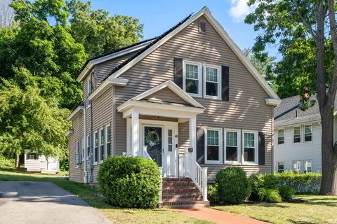 60 Haverhill St, Andover, MA 01810