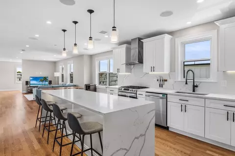 170 Bradford St #3, Everett, MA 02149