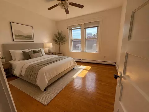 Bedroom - 29 Irving St #8, Worcester, MA 01609 photo 3 of 6